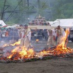 高尾山の「火渡り祭」